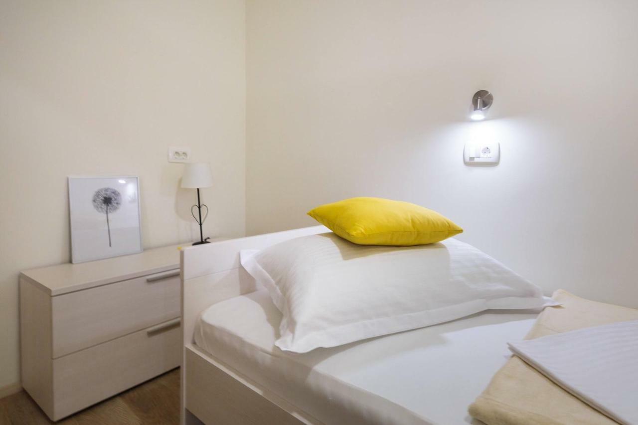 Apartments In 泽斯特拉格 外观 照片